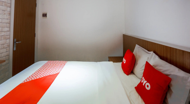 Hotel O Point Inn, Book Hotel Jakarta Jakarta Province