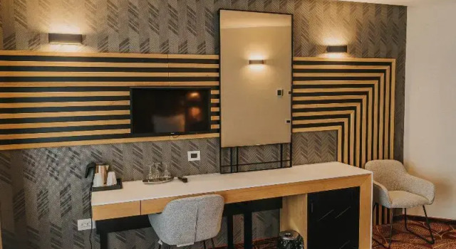 Апартаменты Business с балконом Hotel President