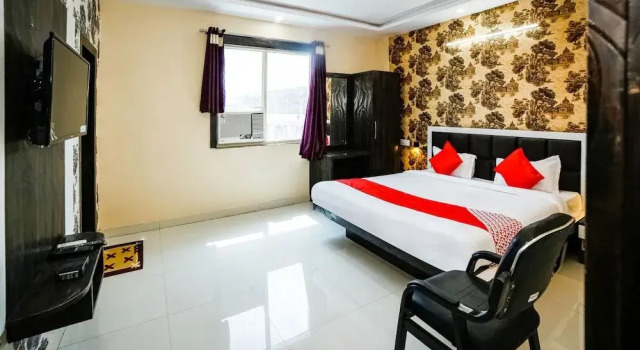 OYO 41923 Prema Kunj Resort, Rezerwuj Ośrodek wypoczynkowy Jhansi Indie