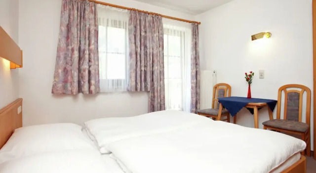 Plush Apartment in Waidring with Garden, Rezervovat Apartmán Hotely v Tyrolsko s parkováním, Parkování