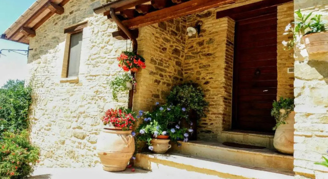 Il Casale di Fiore, Varaa Hotelli Cannara Umbria