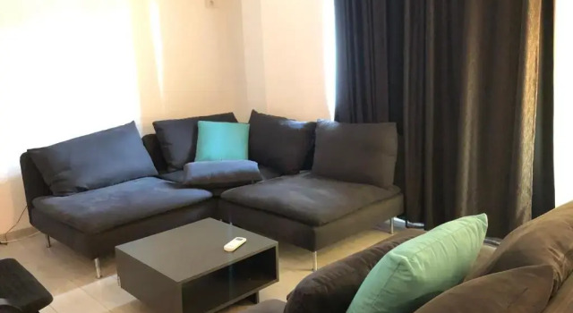 The Unique Apartment III, Rezerwuj Apartament Hotele w Chiajna z basenem, Basen