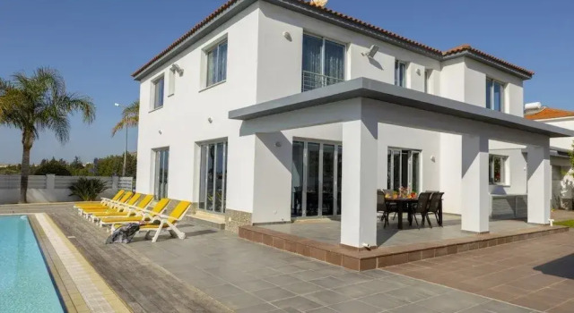 Larnaca Villa Zoe in Larnaca, Buchen Sie Villa Cottages in Larnaka, Cottage