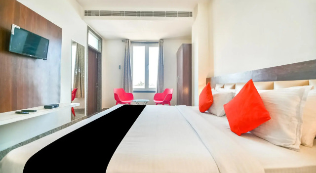 Townhouse 837 Hotel Sarover, Забронировать Отель Отели штата Раджастхана с парковкой, Парковка