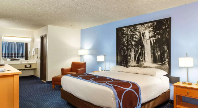 Двухместный номер Standard Super 8 by Wyndham Susanville