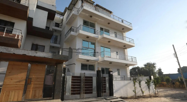 OYO 10889 Elite Residency, Забронировать Отель Гургаон 