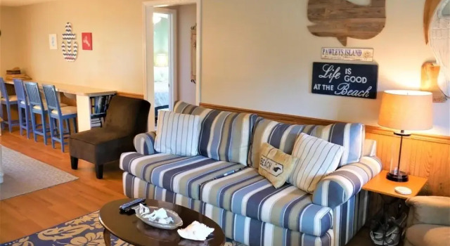 Beach Breezes - 4 Br Home