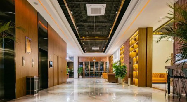Jifei Hotel (Pengshan North Station, Sichuan University Jinjiang College Branch), Varaa Hotelli Hotellit Sichuan pysäköinnillä, Pysäköinti