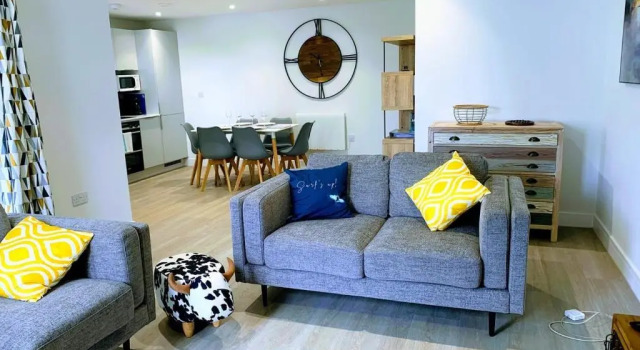 8 Middlecombe - Luxury Apartment at Byron Woolacombe, only 4 minute walk to Woolacombe Beach!, Book Lejlighed Hoteller i Woolacombe med pool, nær Combesgate Beach, Swimmingpool