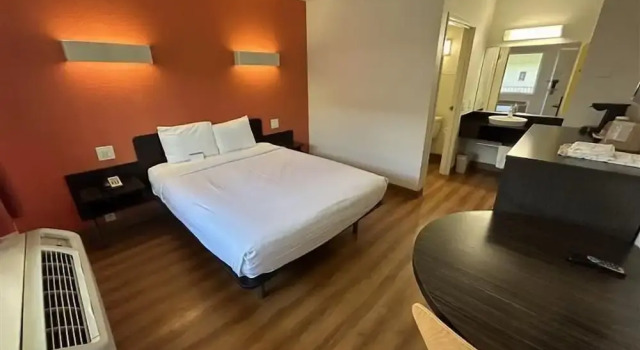 Двухместный люкс Standard Studio 6 Suites - Riverside, CA South
