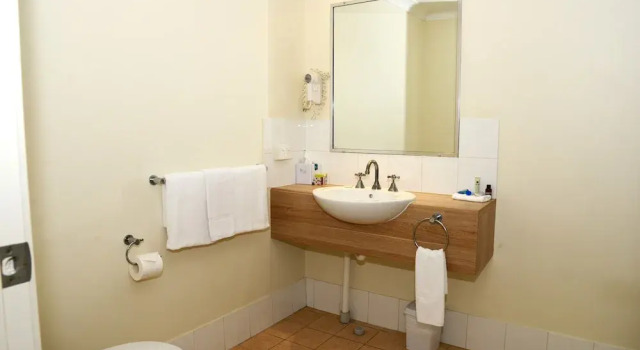 Люкс Executive с балконом Lismore Bounty Workers Club Motel
