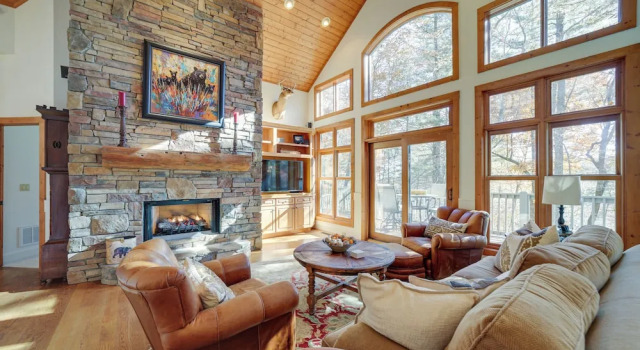 Коттедж 5 Mi to Sapphire Valley Skiing: Serene Family Home