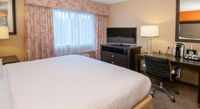 Двухместный номер Standard Holiday Inn Hotel & Suites Slidell by IHG