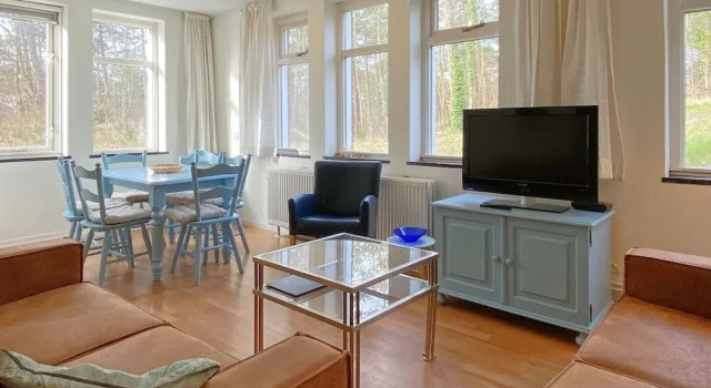 Коттедж Timeless Charm and Cozy Stay
