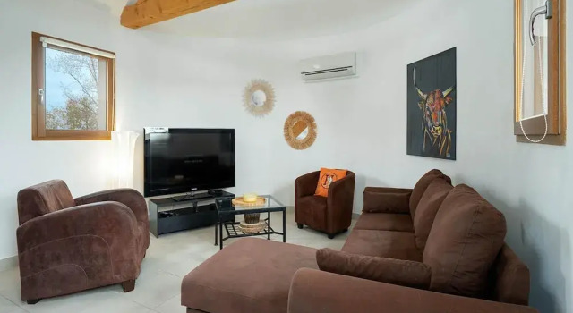 Studio in Le Grau-du-roi Near Sandy Beach, Rezerwuj Apartament Hotele w Camargue z parkingiem, Parking