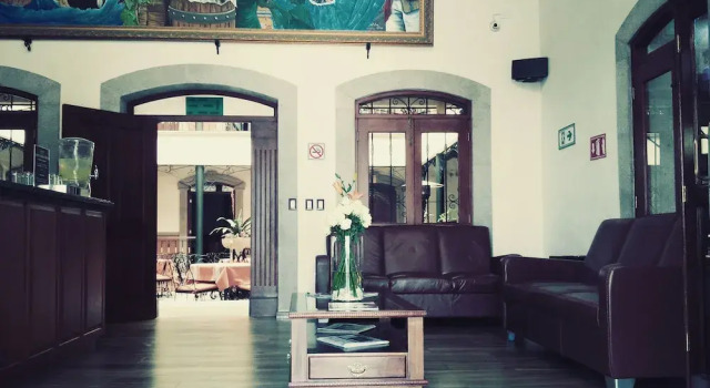 La Casa De Los Dos Leones