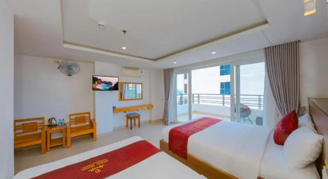 Семейный номер Standard с балконом Dubai Nha Trang Hotel managed by HT