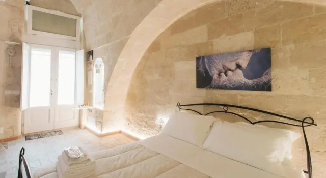 Lux Lucis, Book Hotel Matera Basilicata