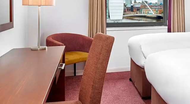 Номер Standard с видом на реку Leonardo Hotel Newcastle Quayside