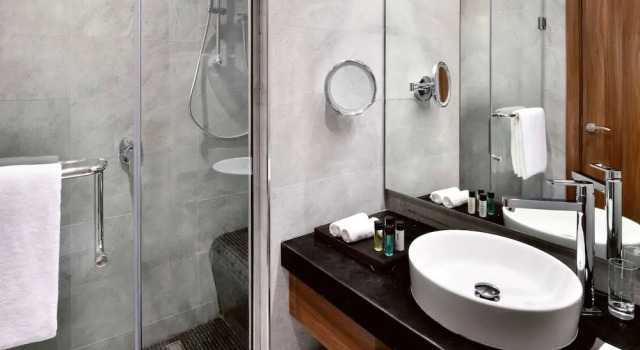 Двухместный номер Deluxe Mövenpick Hotel Apartments Downtown Dubai