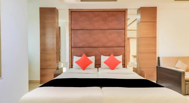 Townhouse 939 Hotel Gagan Inn