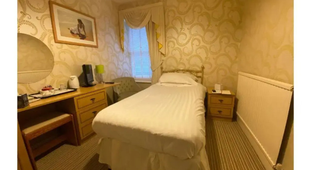 Одноместный номер Standard OYO Lamphey Hall