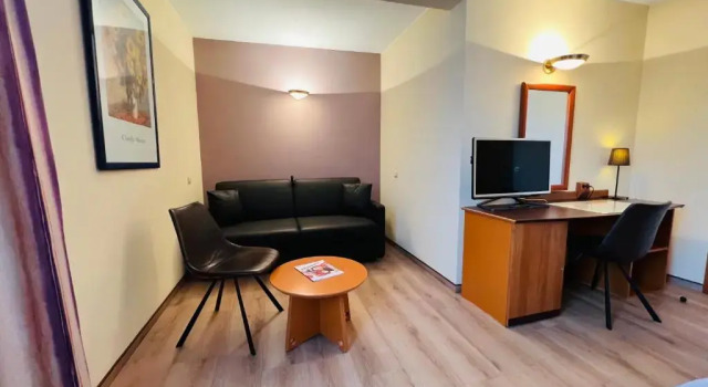 Полулюкс Hotel Melba