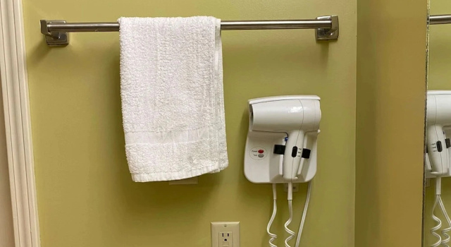 Четырёхместный номер Comfort Rama Inn Bells - Jackson West Hwy 412