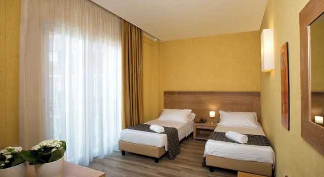 Номер Standard Grand Hotel Yachting Palace