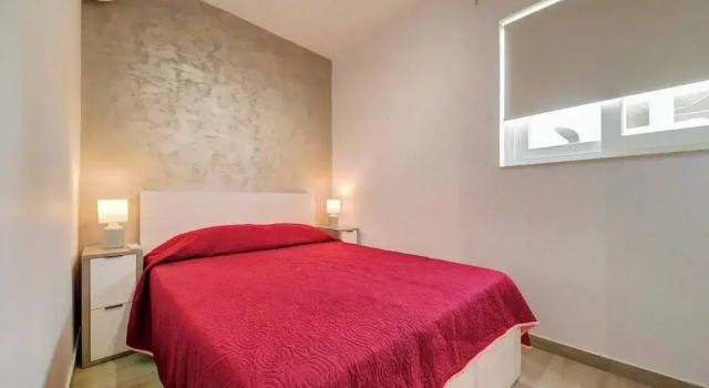 Beautiful 2 BDR Penthouse Near Valletta Sleeps 6, Foglalás Apartman Hamrun Málta