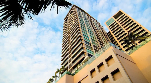 North Shore Condominium