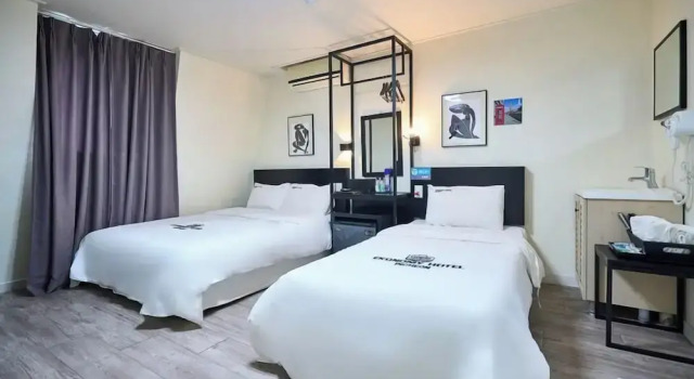 Кровать в общем номере EKonomy Hotel Incheon Bupyeong Branch