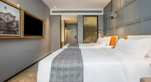 Двухместный номер Standard Yifeng hotel