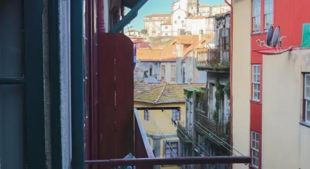 Porto Insight Apartments- with balcony, Забронировать Апартаменты/квартира Отели Порту с парковкой, рядом с Rua de Miguel Bombarda, Парковка