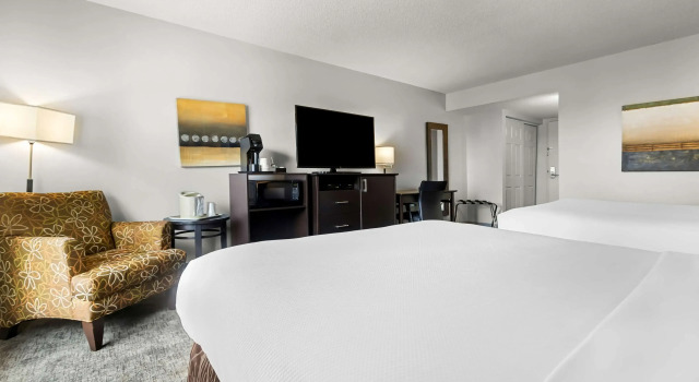 Четырёхместный номер Standard Best Western Plus Mont-Laurier