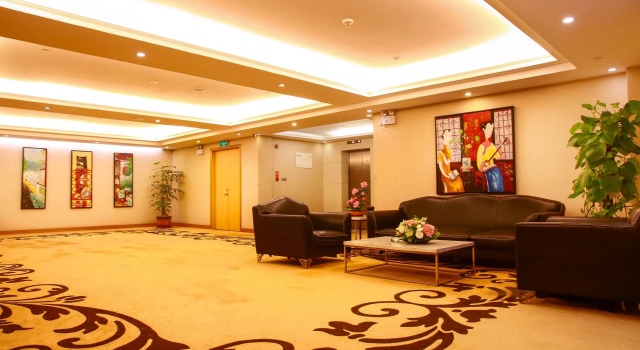 GreenTree Inn Guangdong Shantou Tianshan Road Business Hotel, Rezervasyon Otel Guangdong otoparklı oteller, Otopark
