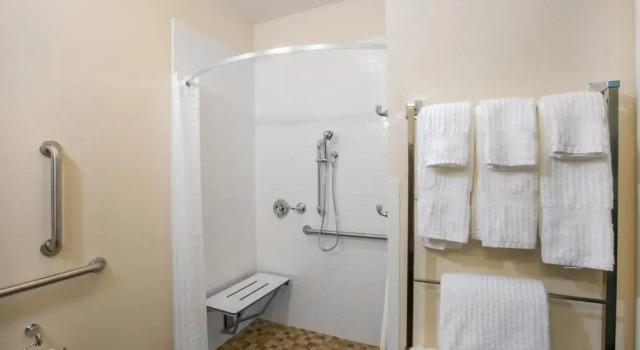 Двухместный номер Standard c 1 комнатой Candlewood Suites - Omaha Millard Area by IHG