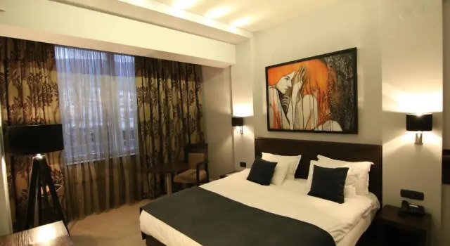 Suite junior 1 dormitorio Queens Hotel - Zebra Centre