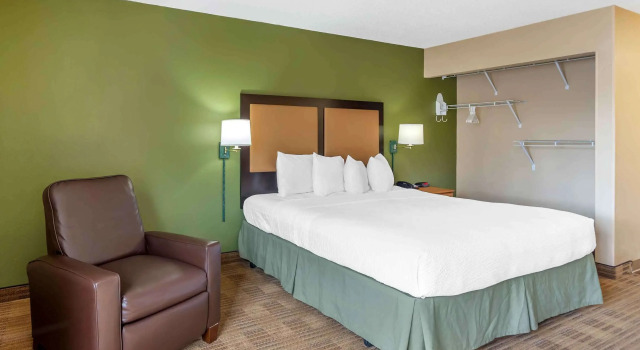 Двухместный люкс Extended Stay America Select Suites - Chicago - Naperville - East