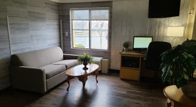 Tage Inn And Suites Milford, 预订 酒店 米尔福德 马萨诸塞州