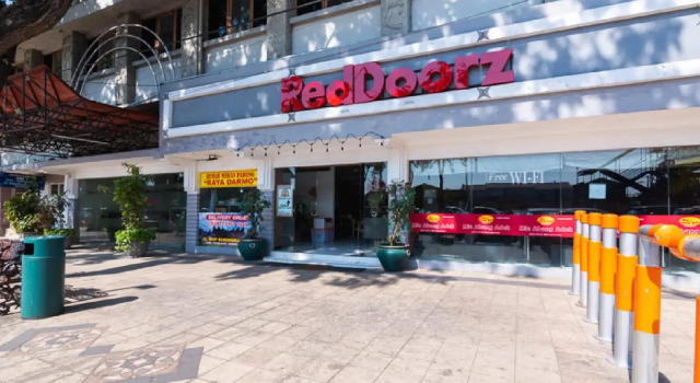 RedDoorz @ Urip Sumoharjo Solo