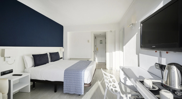 Catalonia Del Mar - Adults Only