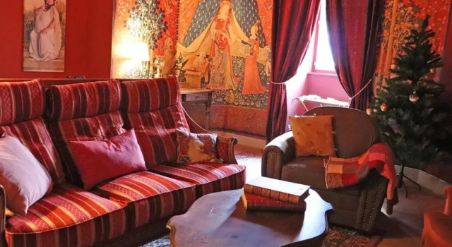 Апартаменты Le grand gîte du Sorcier ! Logement magique