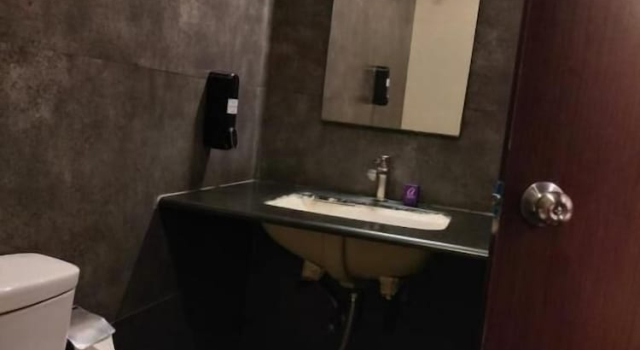 Номер Superior Astra Hotel and Suites Hsr 1st Sector
