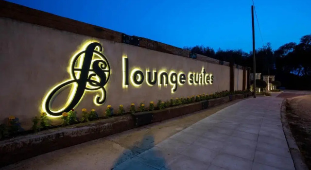 Люкс fns lounge suites