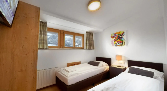 Hilltop apartment in Piesendorf with balcony