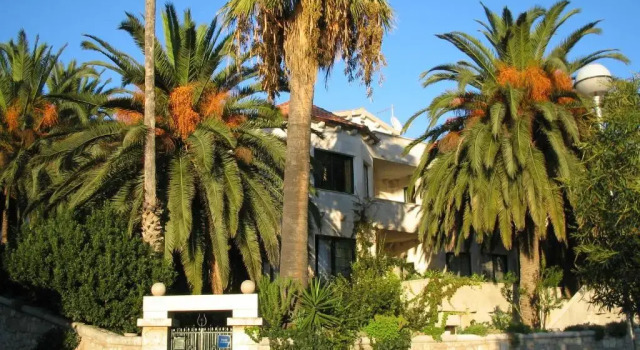 Апартаменты с видом на сад Apartments Villa Domus Marini