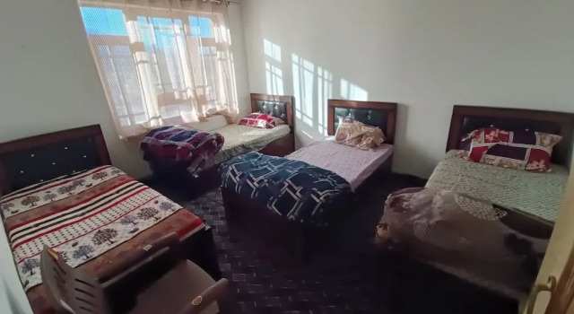 Четырёхместный номер Standard с видом на горы Konka Guest House
