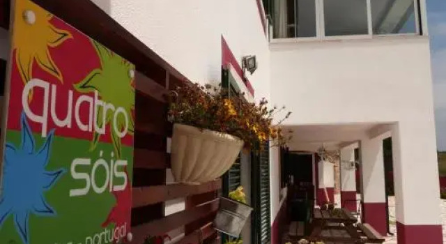 Quatro Sóis Guesthouse, Book Hotel Ericeira 