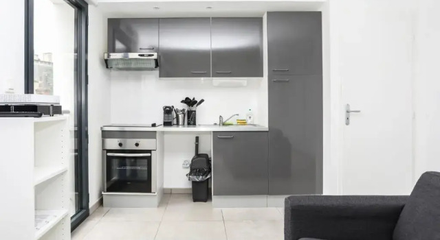204 - Appartement Moderne et Lumineux - Jeanne d'Arc, Toulouse, Забронировать Апартаменты/квартира Отели Тулузы с парковкой, рядом с Le Pont Neuf, Парковка